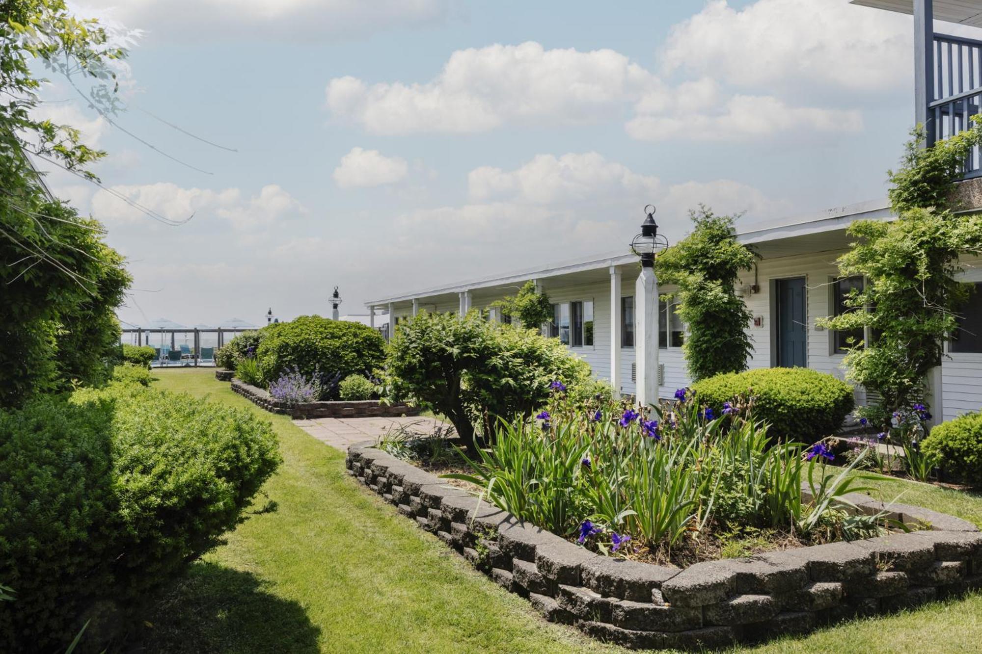 Blue Water Resort South Yarmouth Extérieur photo